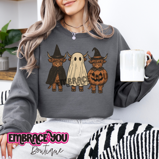 Cutesy Halloween Cows Gildan Crewneck Sweatshirt
