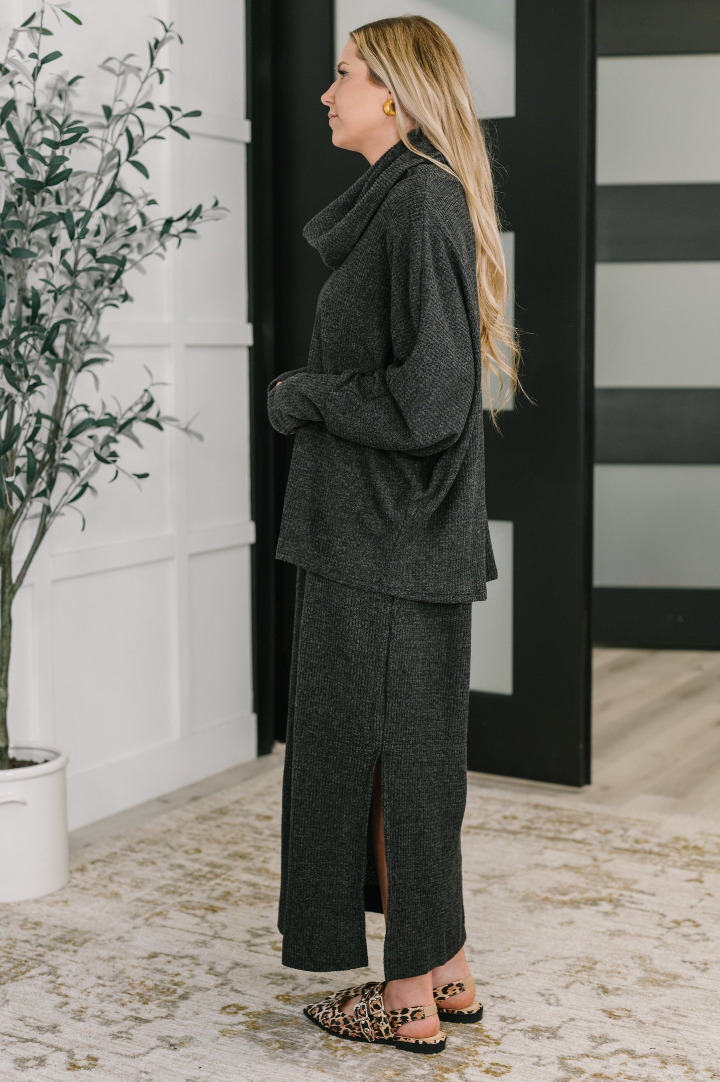 The Wander Lust Set in Black